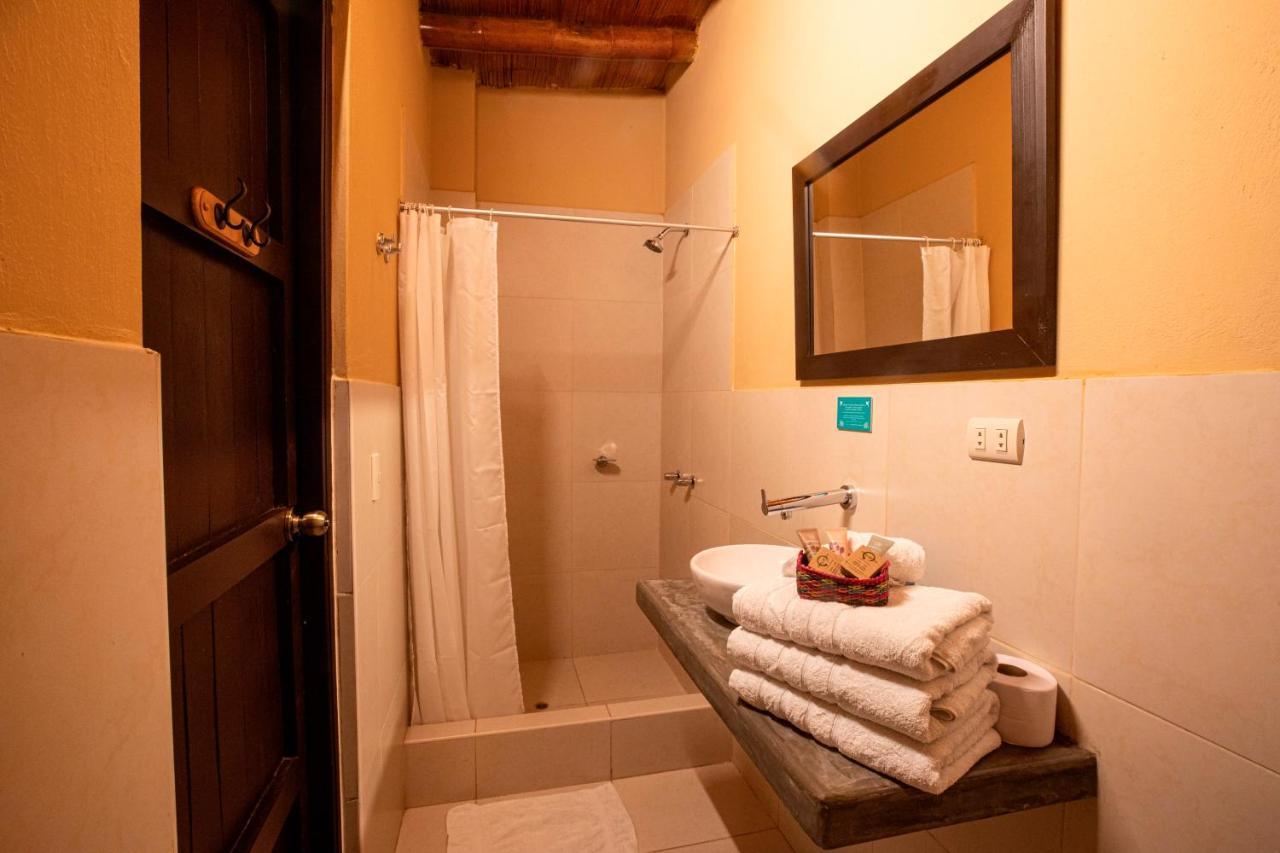La Confianza Hotel Lunahuana Ngoại thất bức ảnh