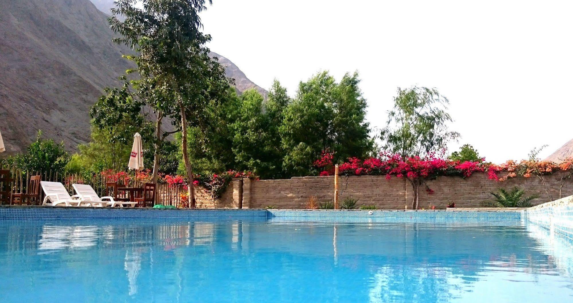 La Confianza Hotel Lunahuana Ngoại thất bức ảnh